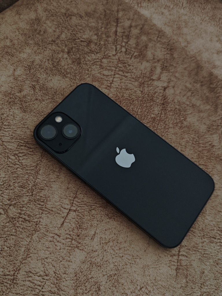 Iphone 13 ,есть гарантия
