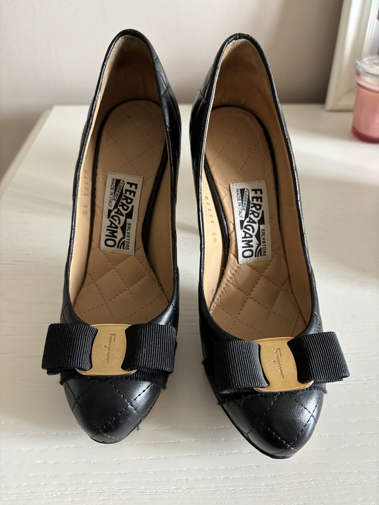 Туфли Salvatore Ferragamo 36 размер