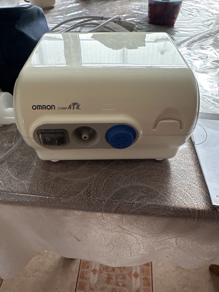 Ингалятор Omron NE-C28P (NE-C28P-E)