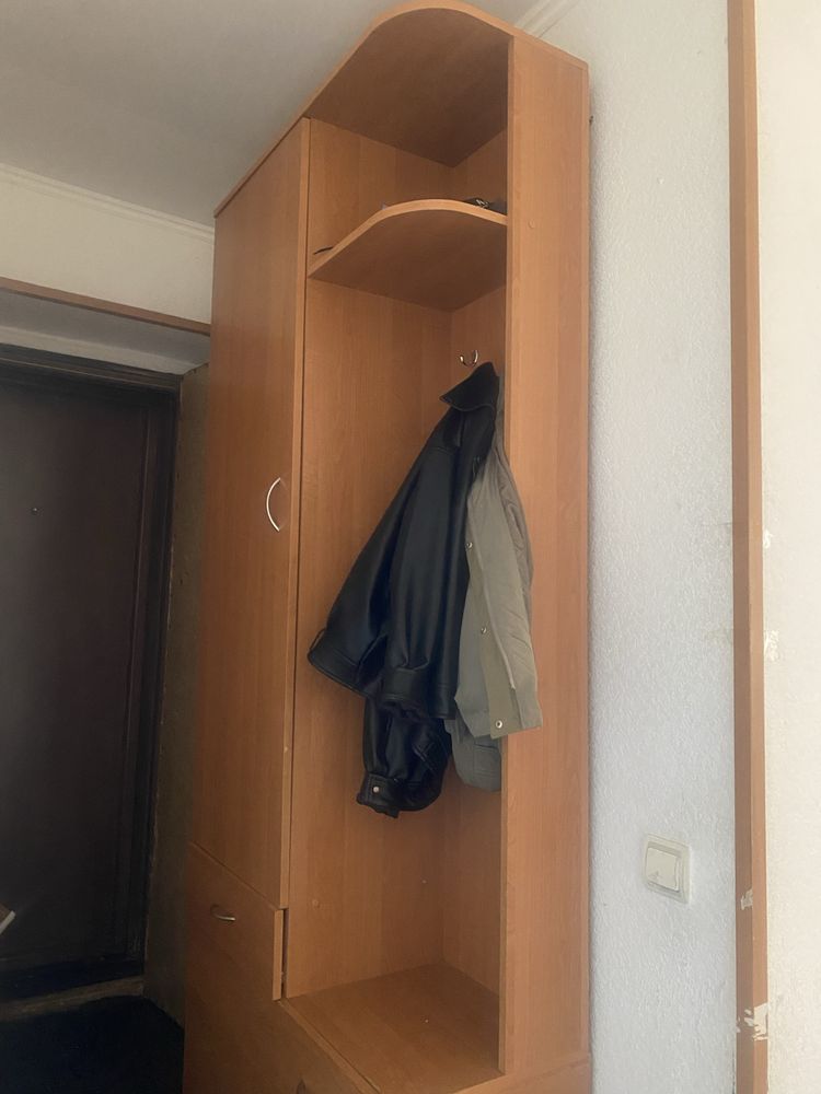 Шкаф в прихожую