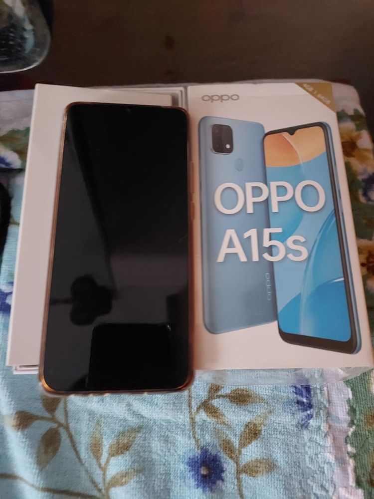 Oppo A 15s в иедальном состоянии
