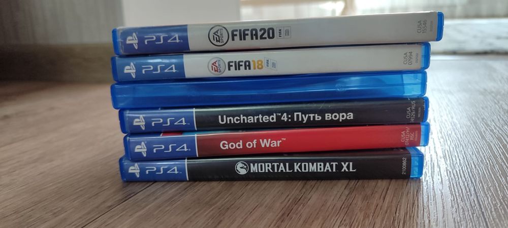 PS 4 PRO срочный продожа