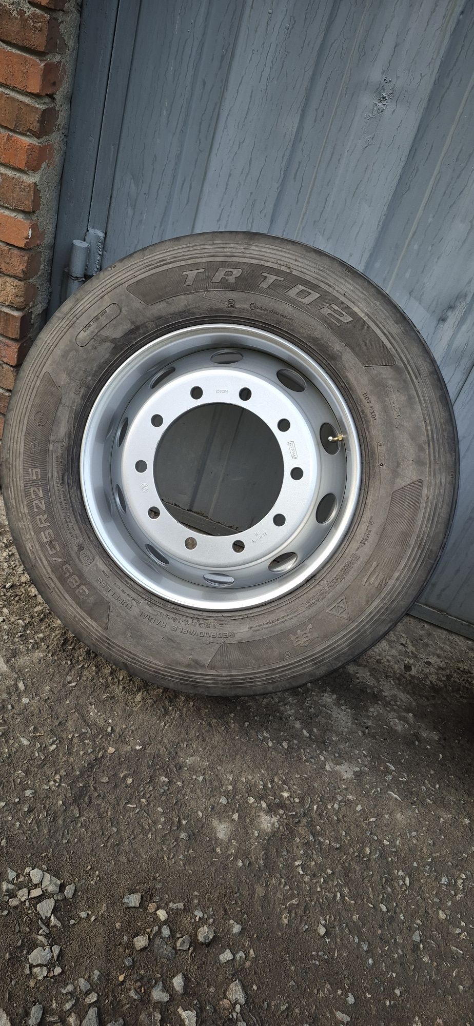 Продам колеса 385/55 r22.5