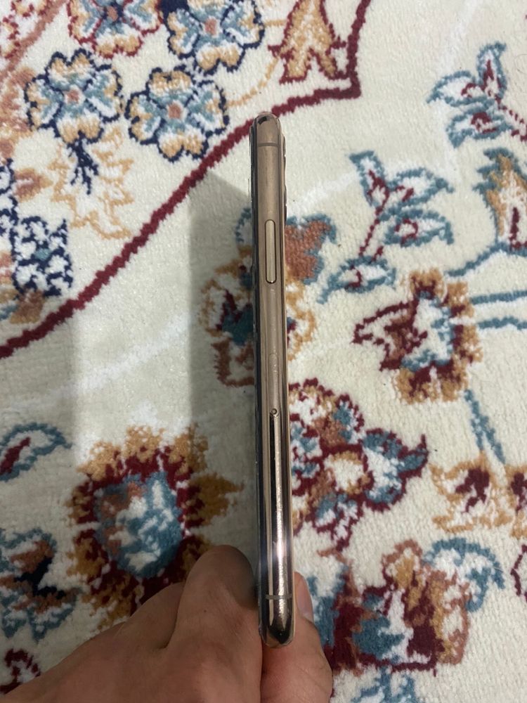 iPhone   11pro..