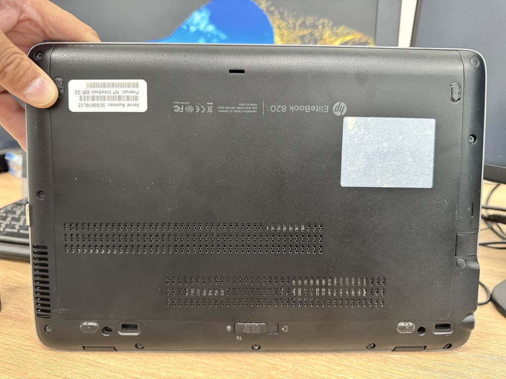 Ноутбук HP EliteBook830