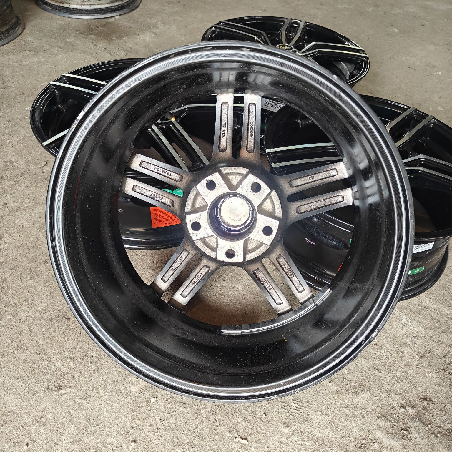 R16 PCD 5 *114,3 Комплект легкосплавных дисков