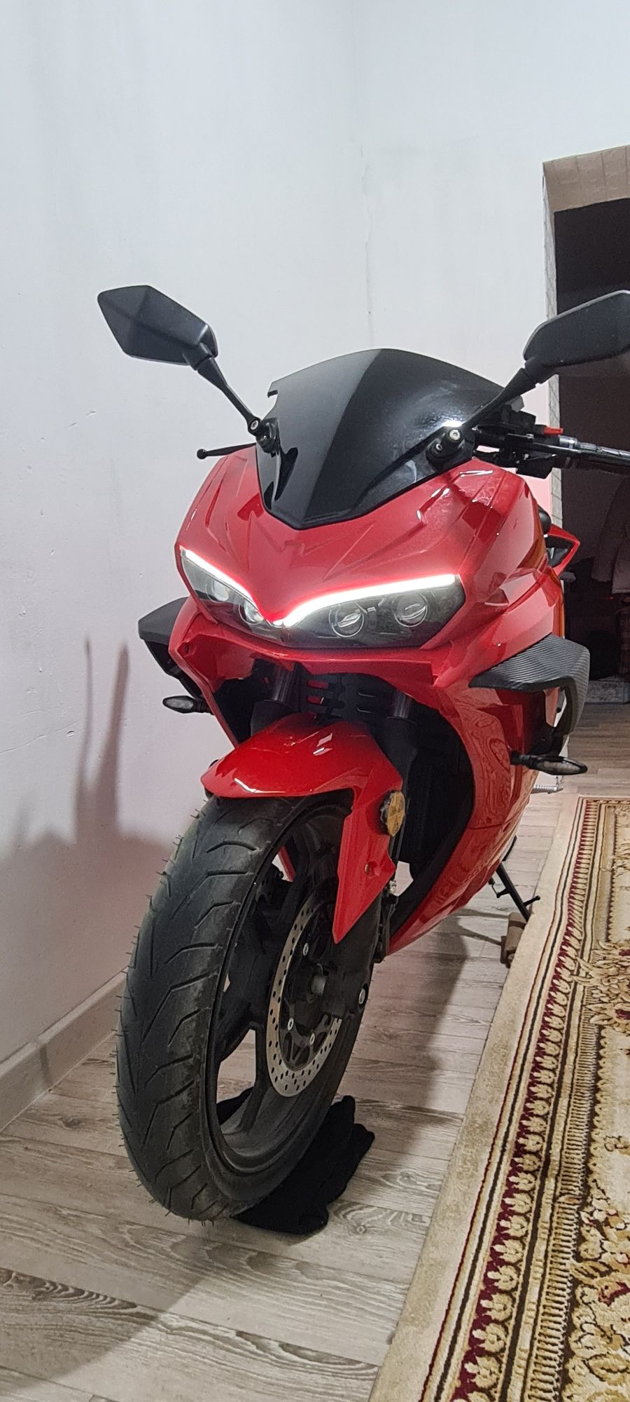 DUCATI  Panigale-S 5000w Новый Электромотоцикл 5000w