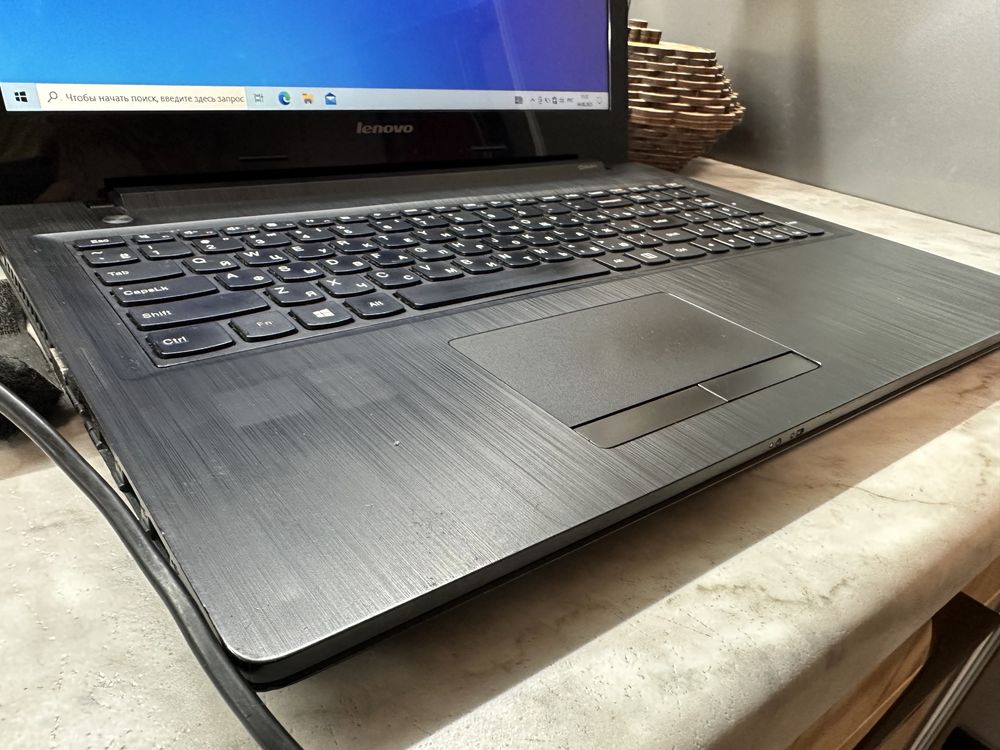 Продам ноутбук Lenovo 80e5