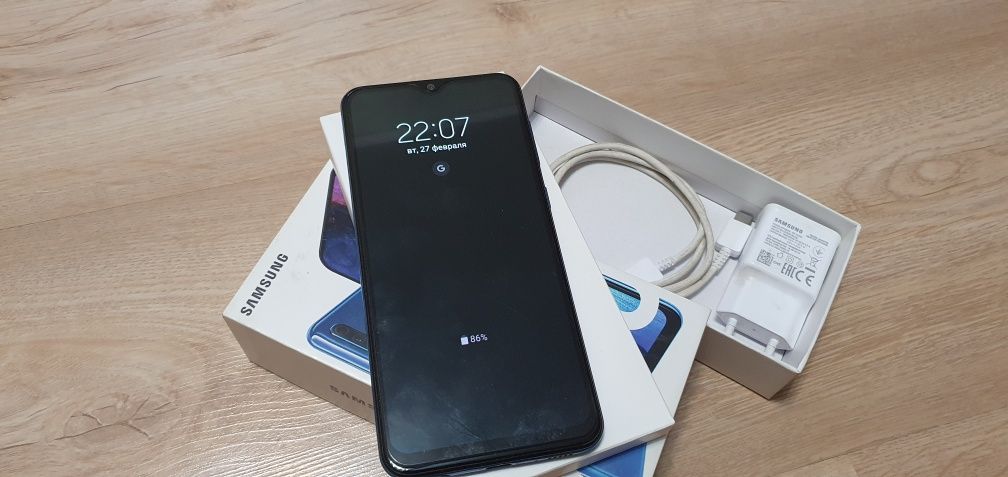 Samsung A50 128Gb blue