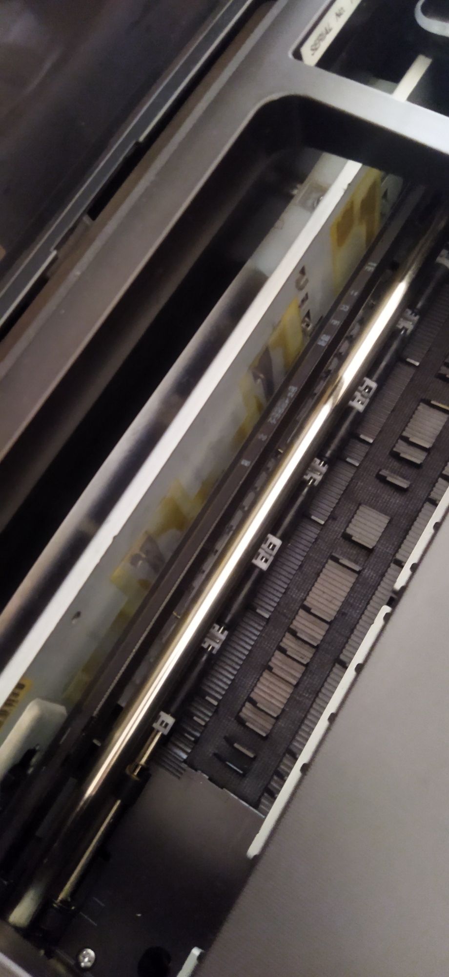 Принтер цветной Epson L800. Полностью рабочий, никогда не ломался.