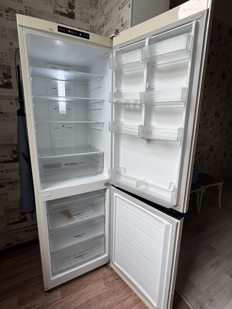 Продам холодильник