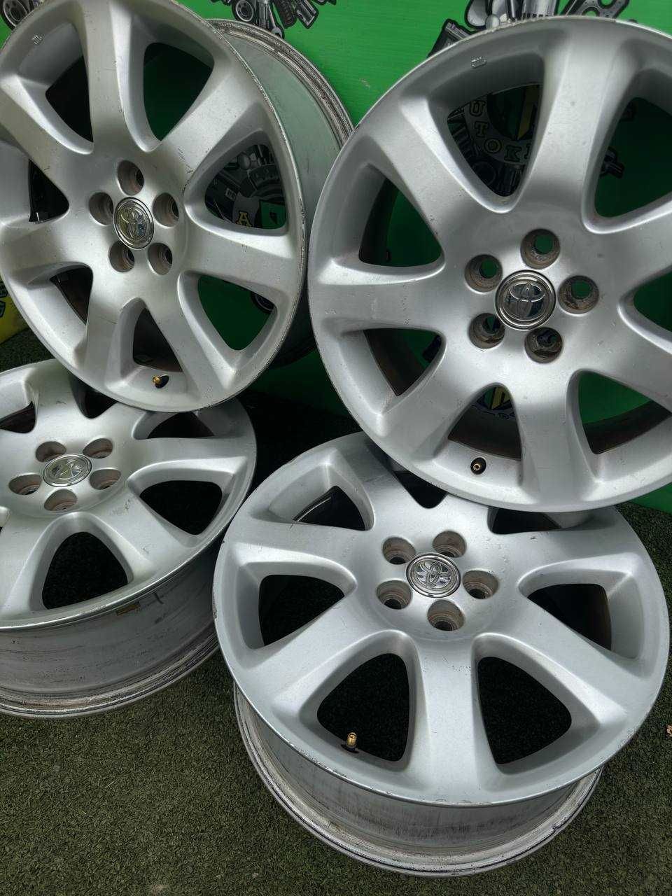 AUTO KRAFT Диски Тойота R17 5x100 7J ET45