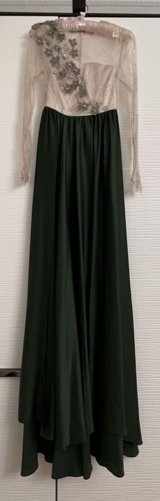 Аида Кауменова, Marchesa Notte и сшитых платья на заказ DaVinci design