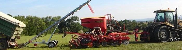 Mобильный перегрузочный шнек HD822VT