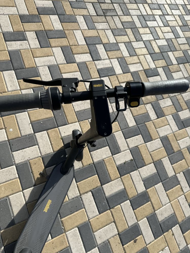 Электросамокат Ninebot KickScooter Max G30P