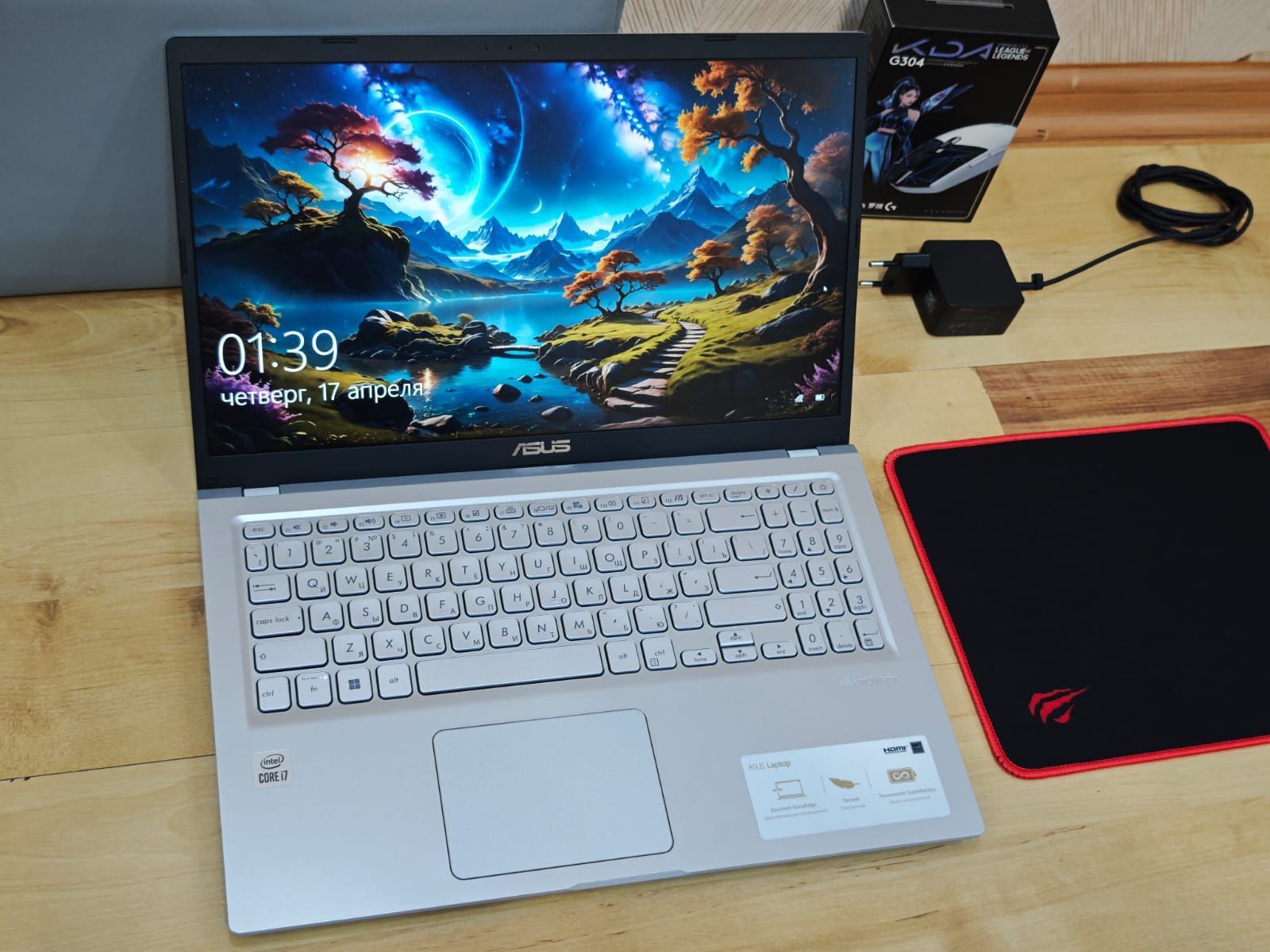 Asus Core i7-10 ОЗУ 16Гб SSD M2 512GB ультрабук в отличном состоянии