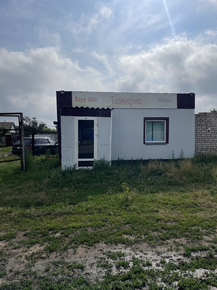 Продам дом с магазином в селе Подгорное