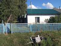 Продаётся полдома 83кв.м, 70км от Астаны 4 комнаты, кухня, баня, сарай
