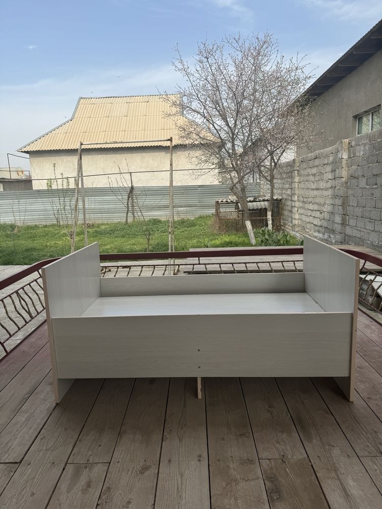 Кровать маленький