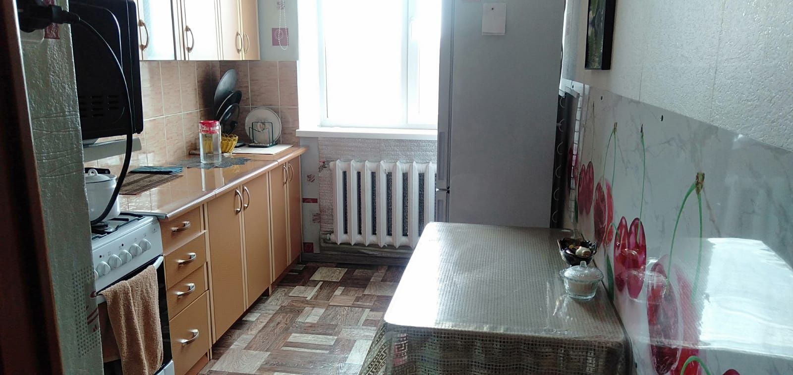 Продам двухкомнатную квартиру в районе вокзала