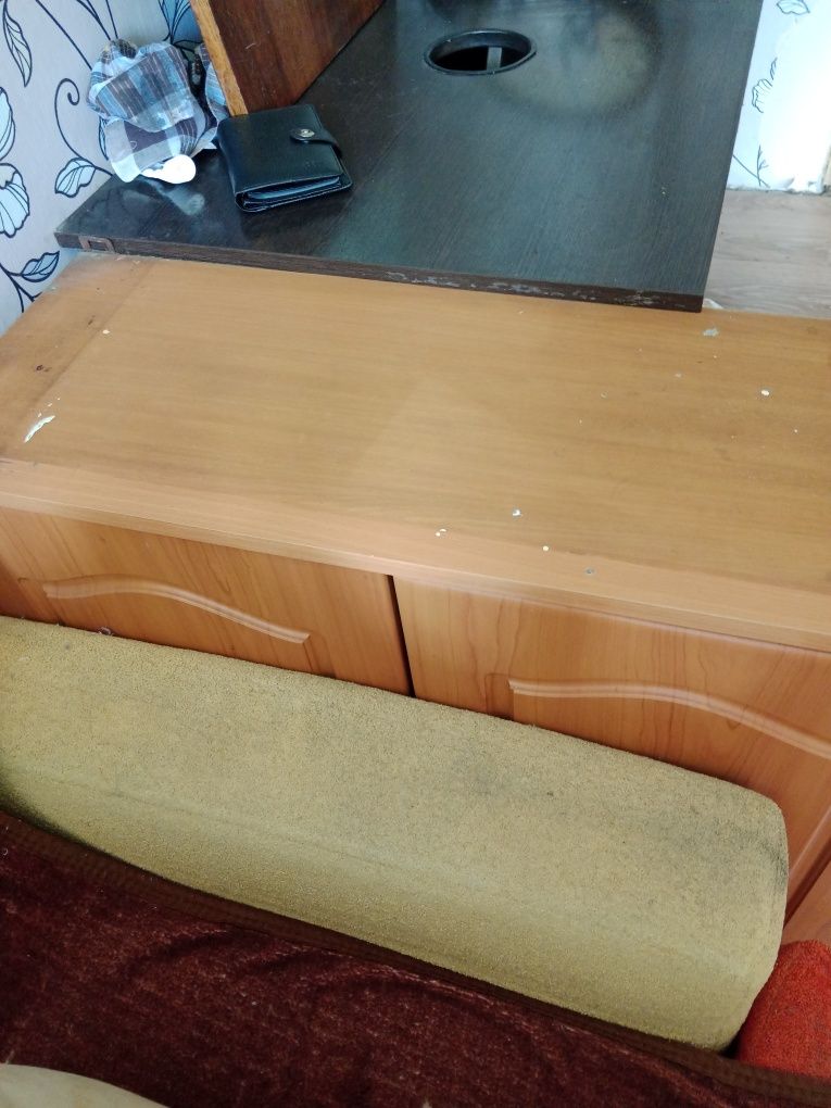 Продам кухонный гарнитур.