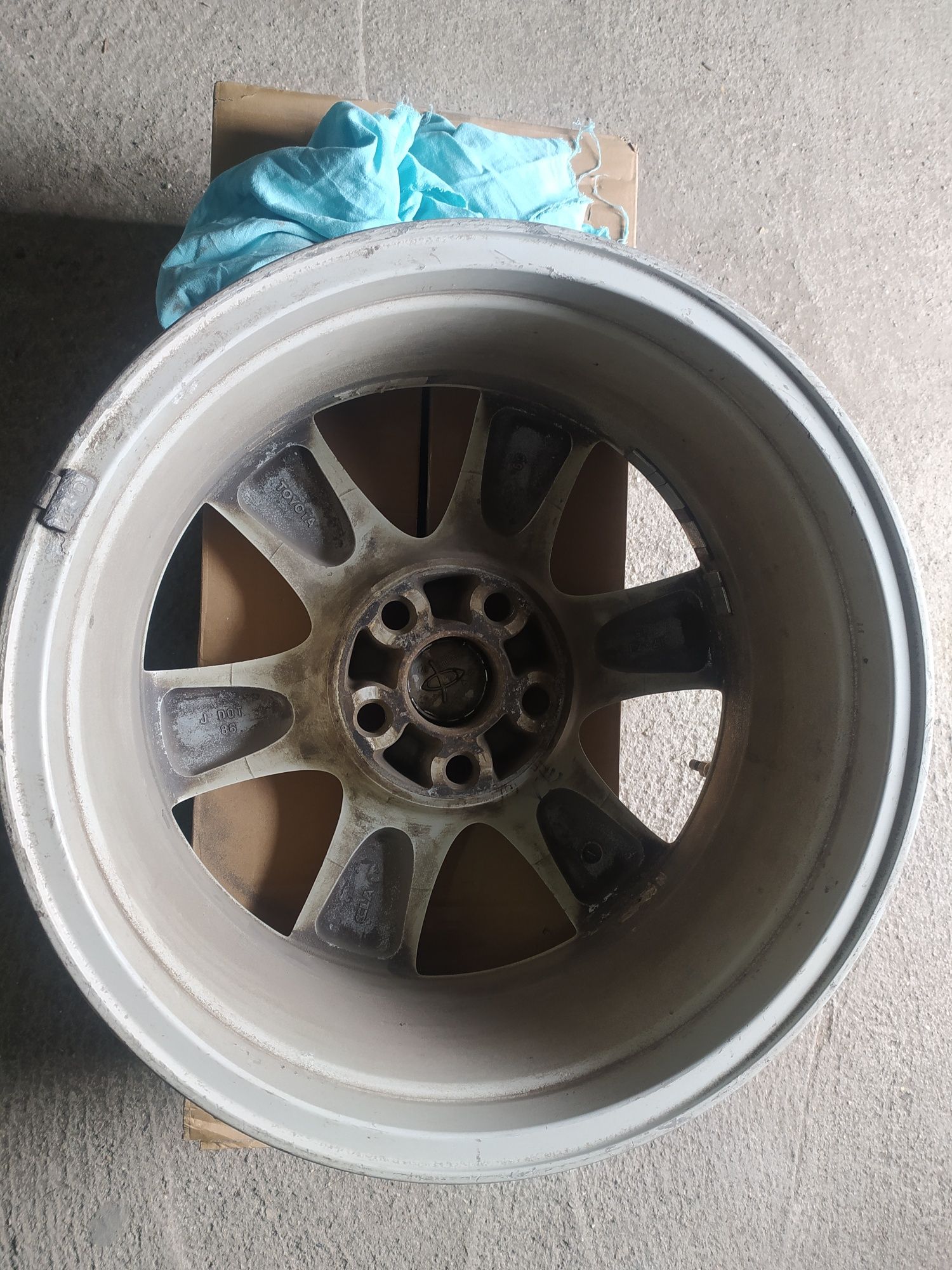 Диски на Тойоту камри 40 SE 3.5 л.