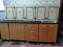 Срочно продам кухонный гарнитур цена договорная