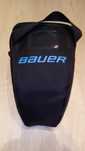 Продается Чехол под вратарский шлем BAUER.