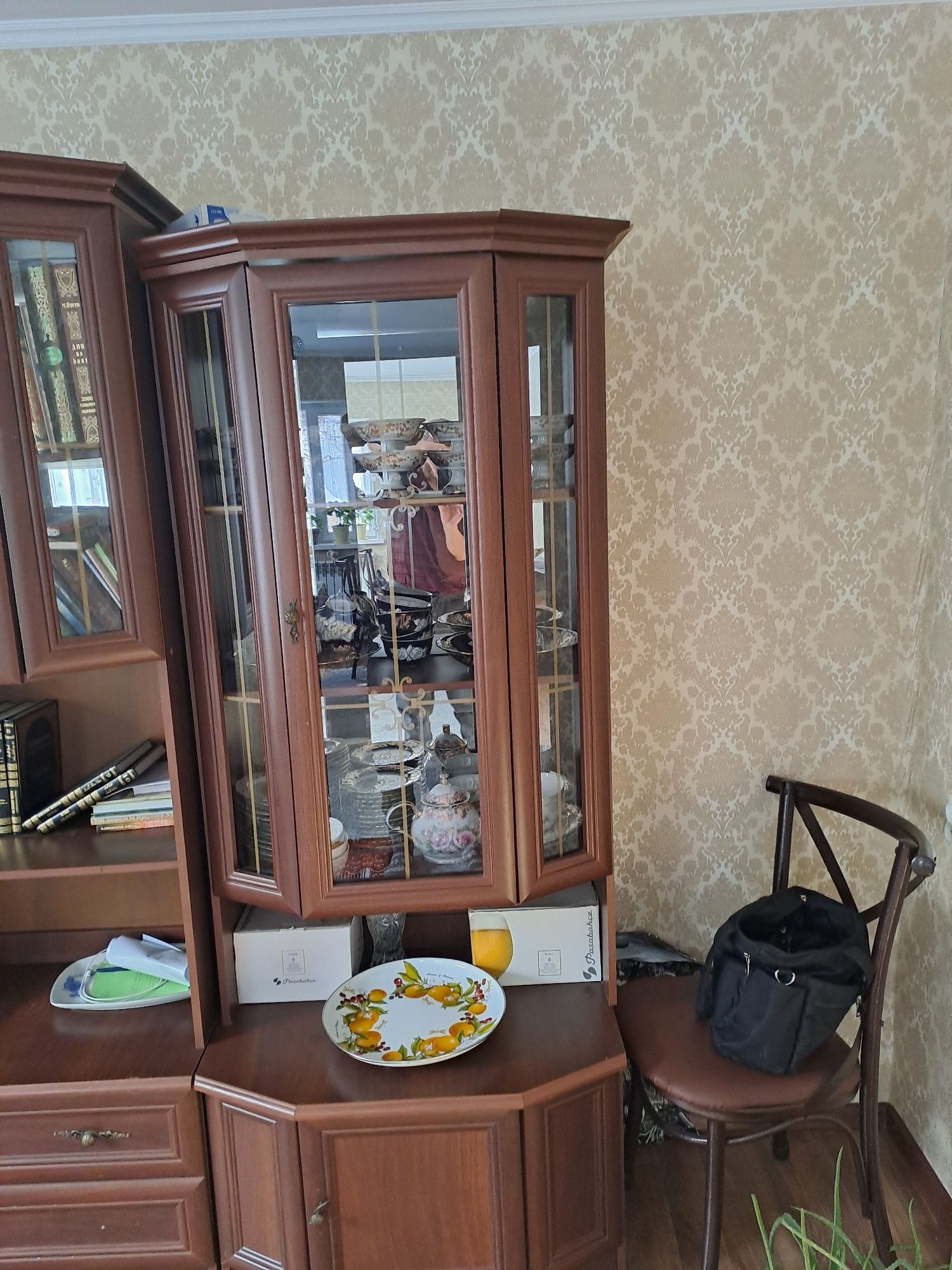 Стенка в хорошем состоянии