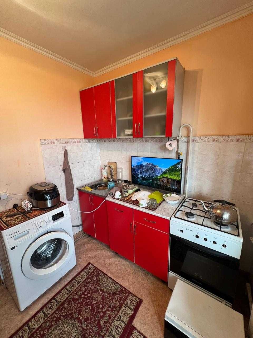 Продам 1 комн.квартиру на 8 мкр