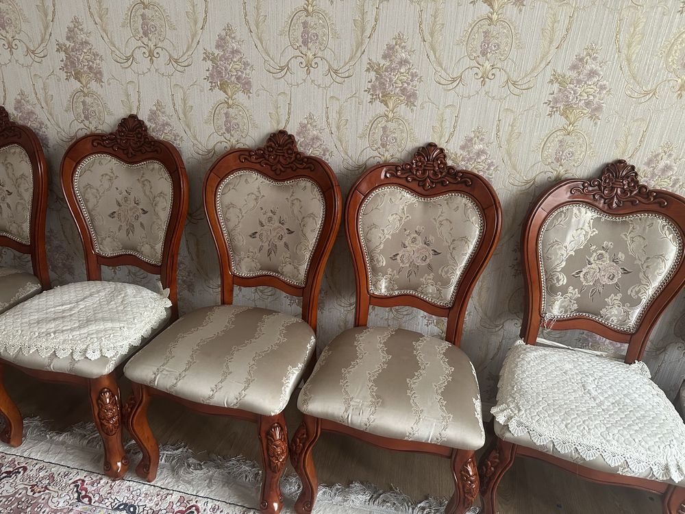 Продам стулья из натуралного дерево