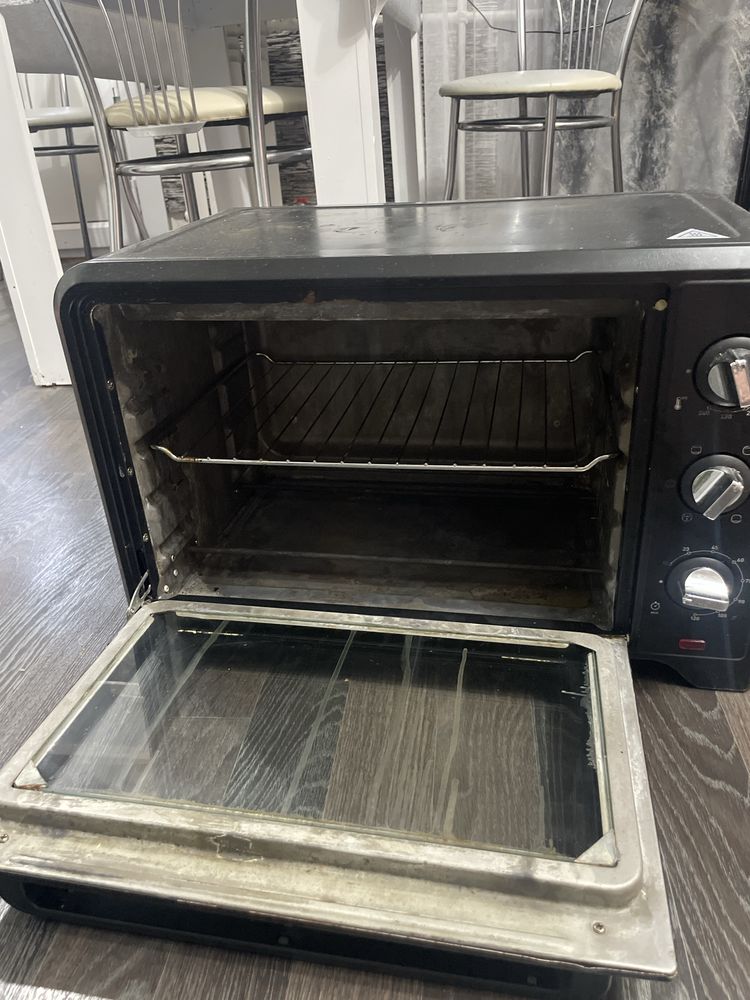 Продам духовку Мулинекс