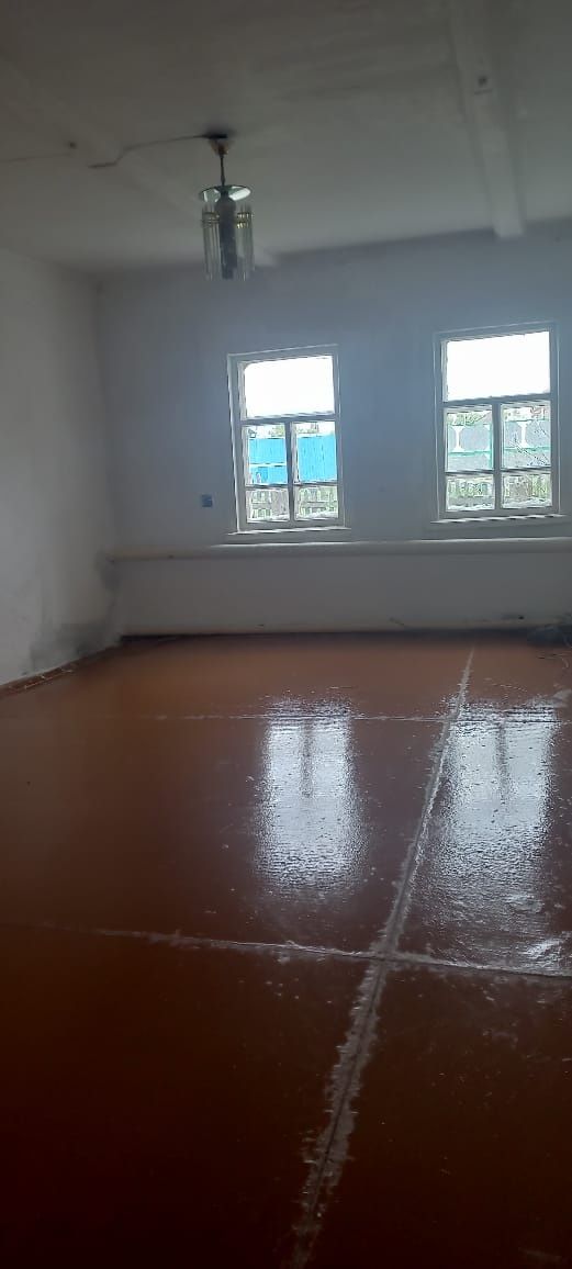 Продам 4 комнатный дом в центре Аулиеколя