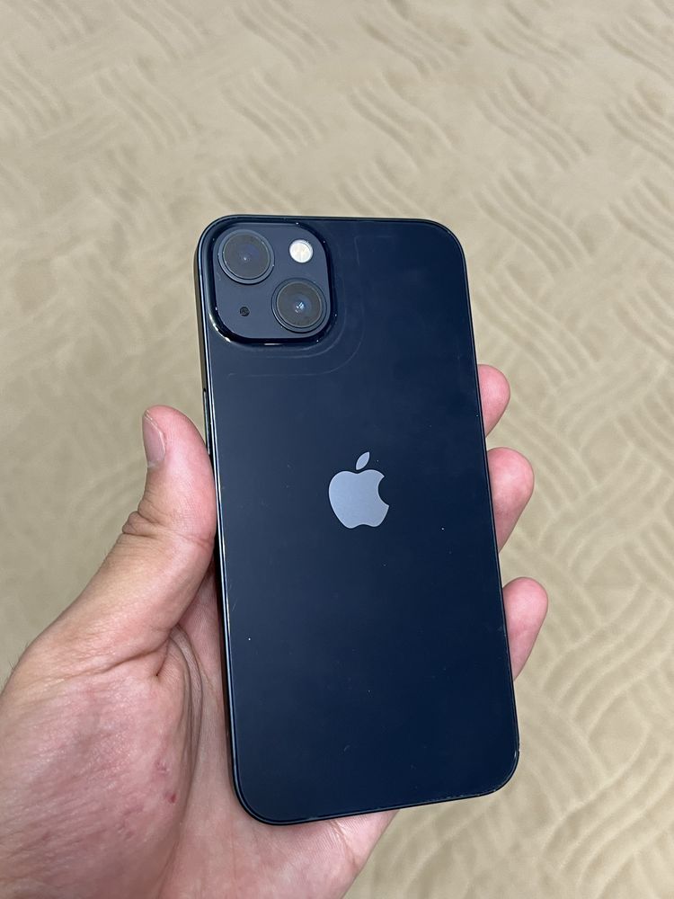 iPhone 13 Black 128gb