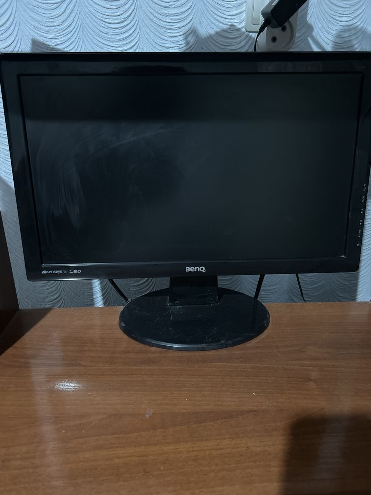 Компьютер Benq в хорошем состоянии