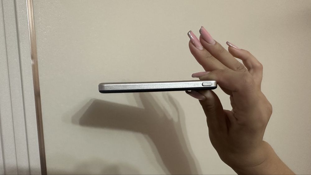 Ультра тонкий power bank на айфоны