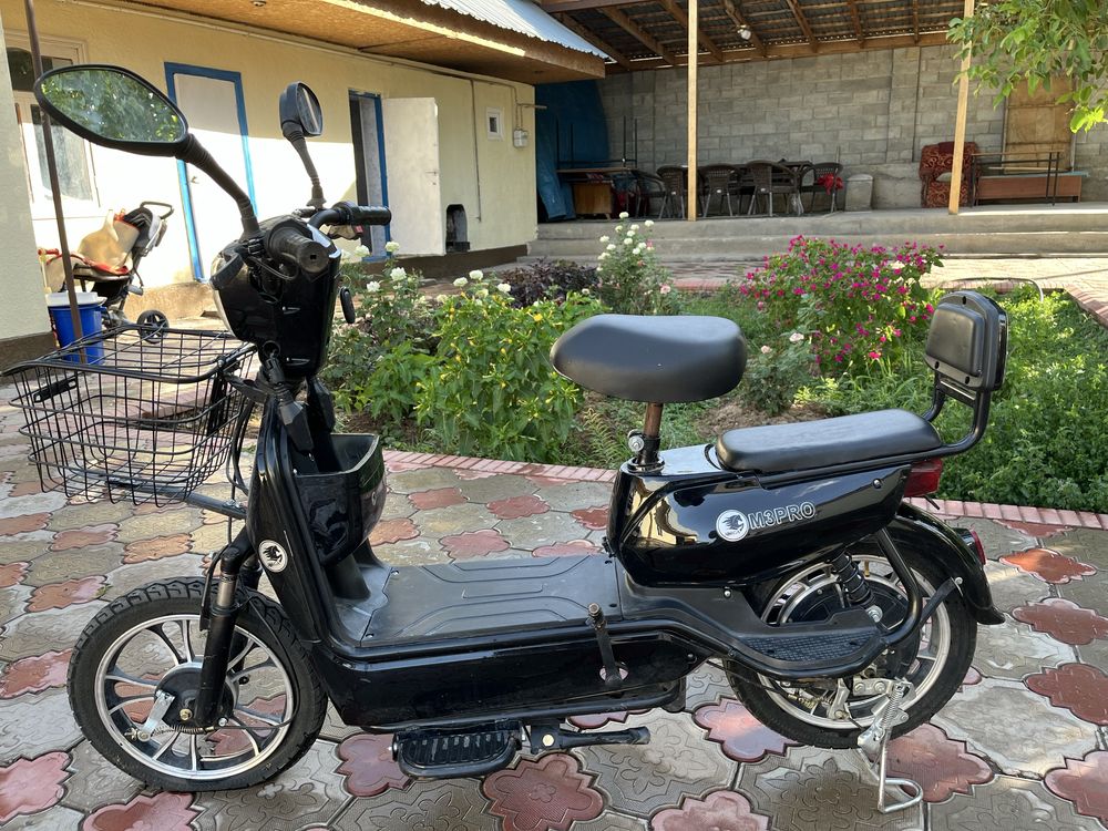 Скутер JORGATAY M3 pro