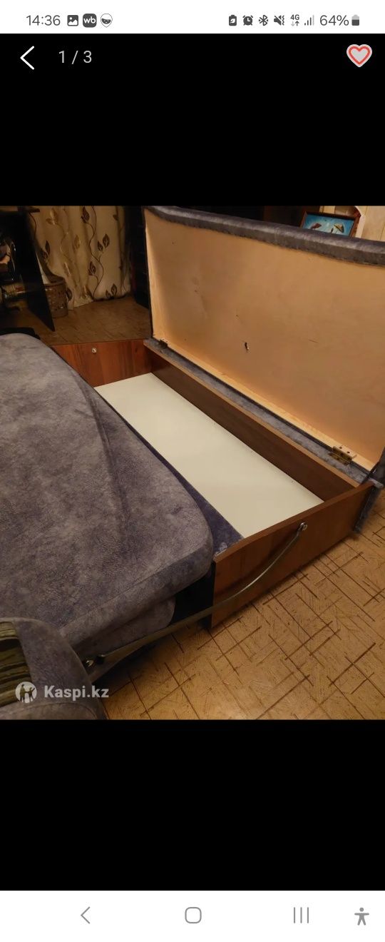 Диван компактный, раскладывается 140х190