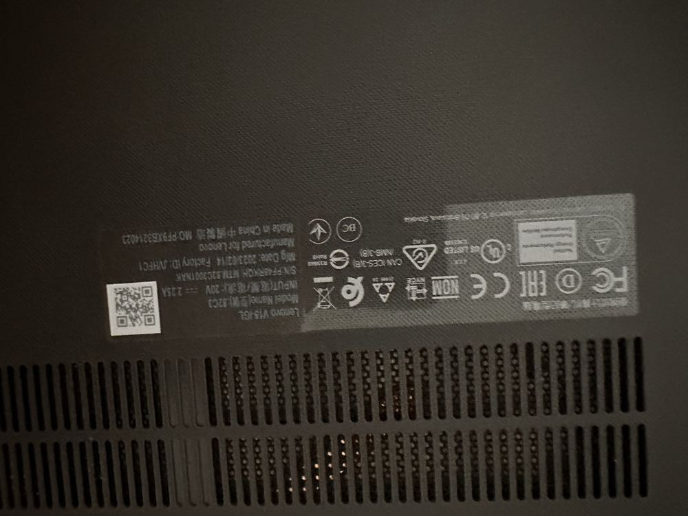 Lenovo V15-IGL | Почти новый | В коробке, с документами
