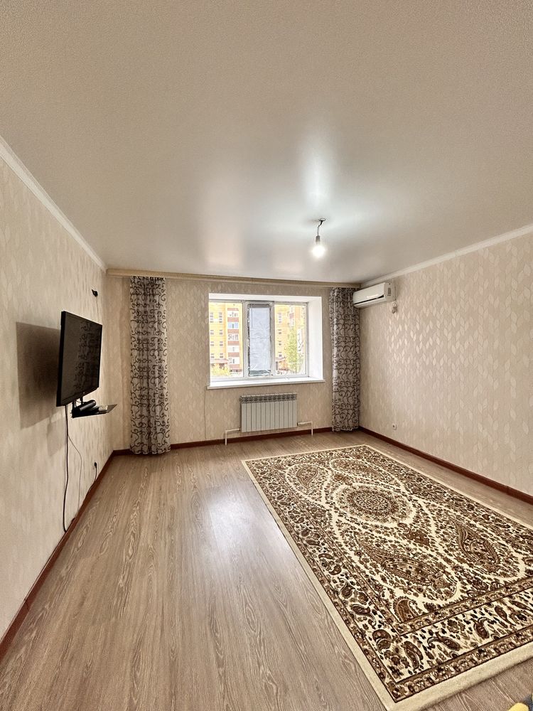 Срочно продам квартиру на Батыс 2
