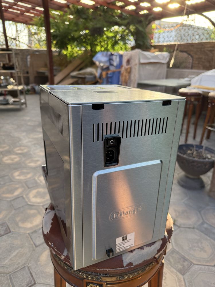 «DeLonghi» кофе машина