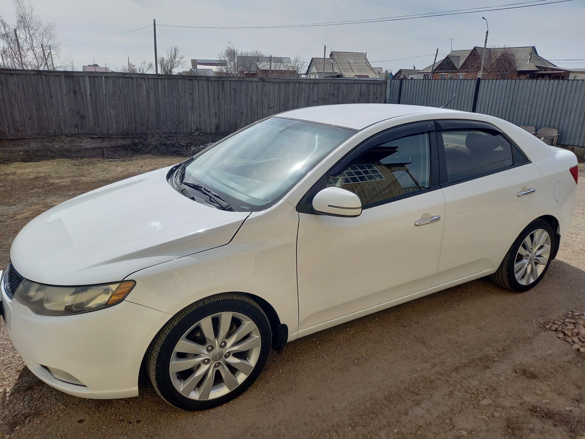 Продам Kia Cerato в отличном состоянии