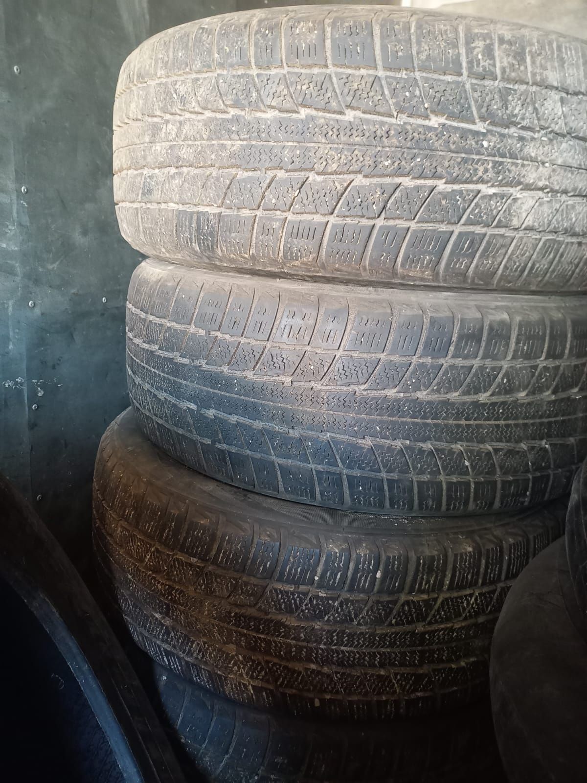 Шины 205/55 R17.