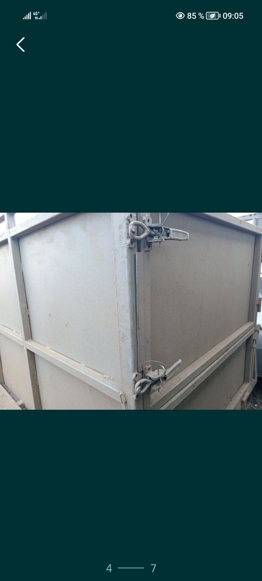 Продам прицеп коневоз двухосный