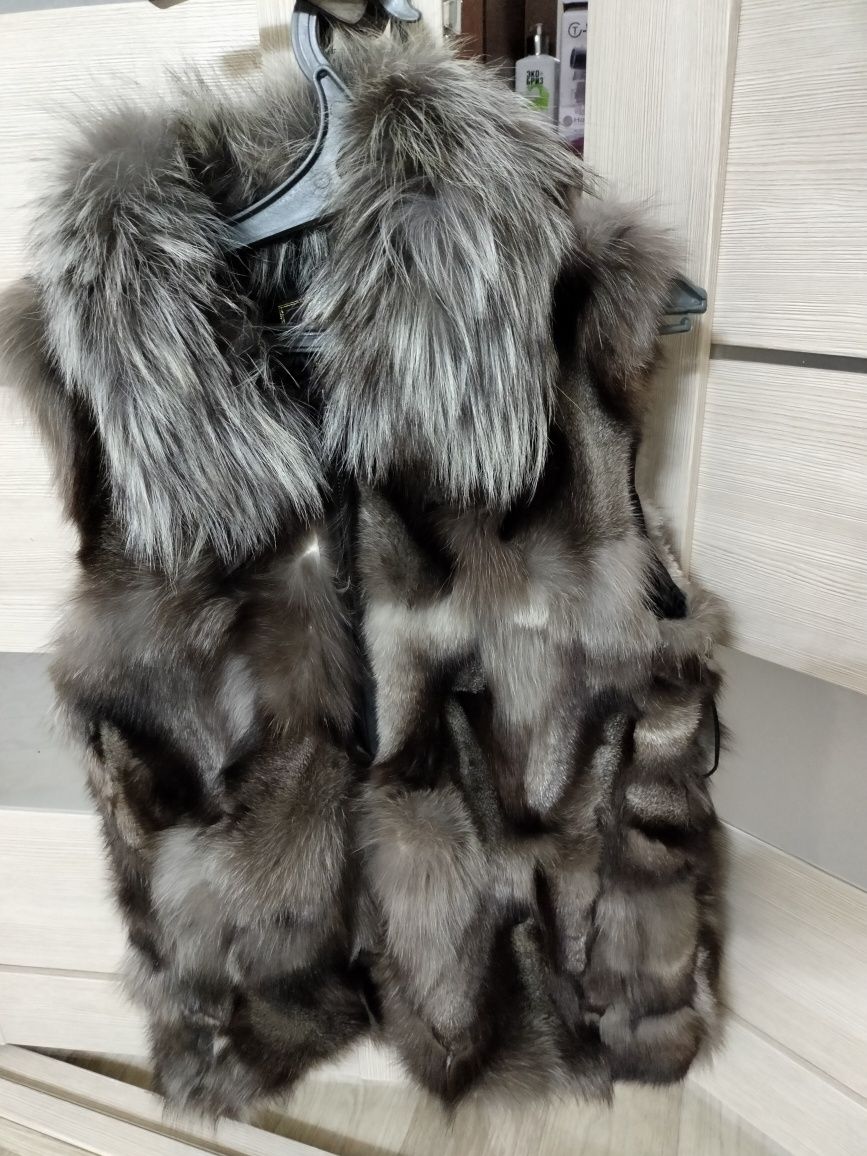 Продам норковую жилетку