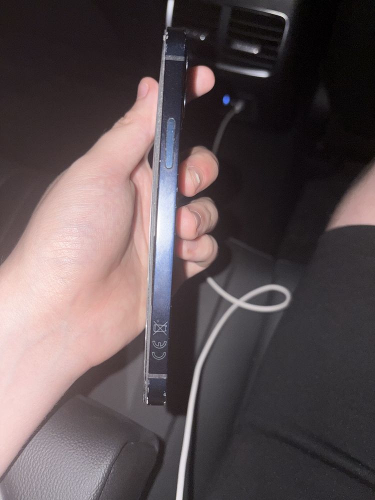 продам iphone 12