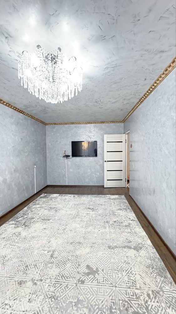 Орталықтан 3 бөлмелі пәтер сатылады. Жастық 38а