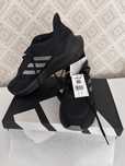 Продам кроссовки Adidas
