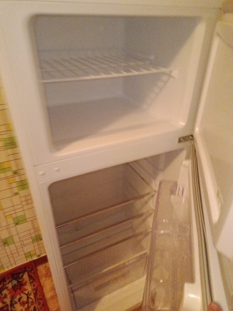 Продам новый холодильник