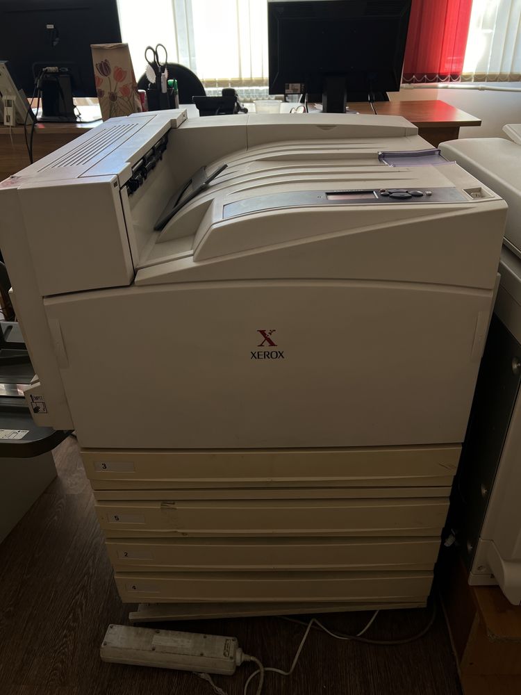 Типографский принтер Xerox,